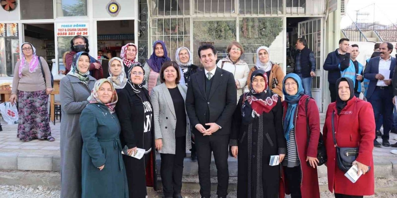 Denizli AK Parti tam kadro sahaya indi