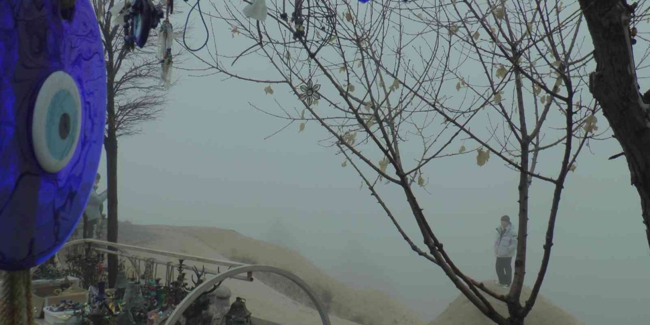 Kapadokya bölgesinde sis etkili oldu