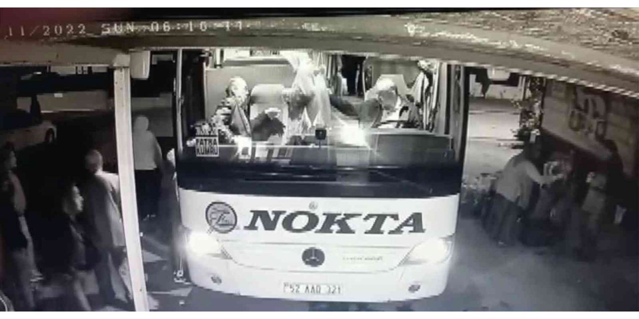 Ümraniye’de terminal hırsızları iş başında: Yaşlı yolcunun cüzdanını çaldılar