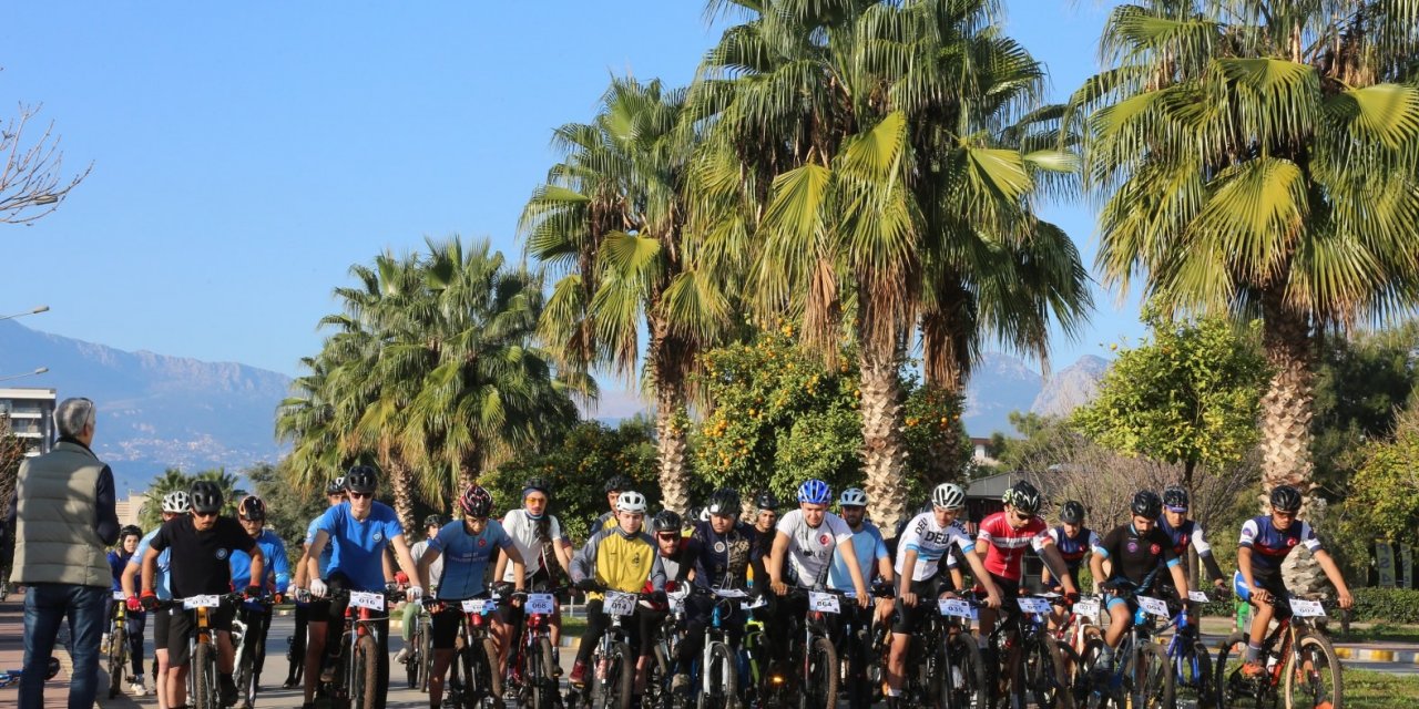 Akdeniz Üniversitesi birincilikleri kimseye kaptırmadı
