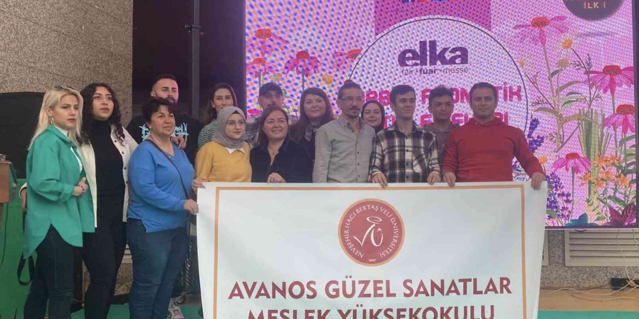 NEVÜ öğrencileri “Antalya Tıbbi ve Aromatik Bitkiler Fuar’ında