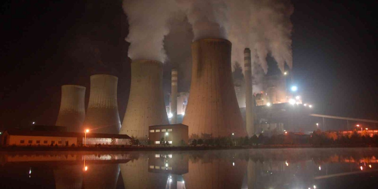 Termik santralde asansör boşluğuna düşen işçi hayatını kaybetti
