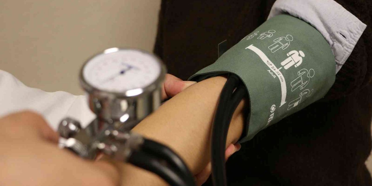 Uzmanından uyarı: "Kış mevsimi kalp sağlığını etkiliyor, C vitamini kalp sağlığını koruyor"