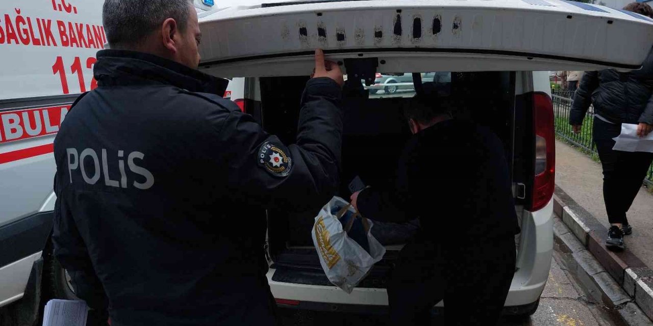 Konserveden zehirlenen yabancı uyruklu şahıs, ’sahte mühür’den hastanede gözaltına alındı