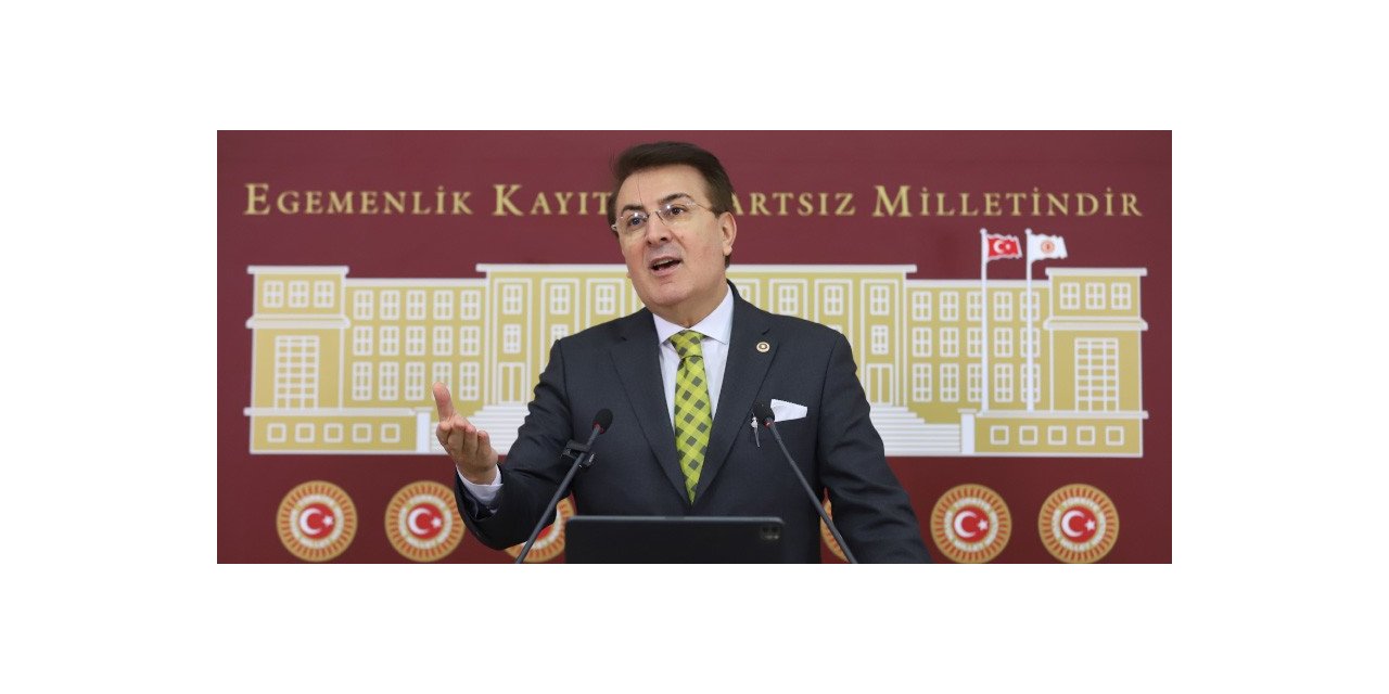 Aydemir: Mehmet Akif Ersoy bir tefekkür abidesidir’
