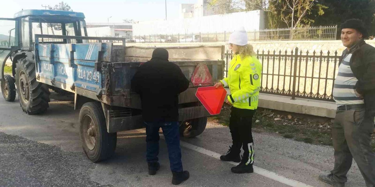 Trafik ekiplerinden traktörlere reflektör