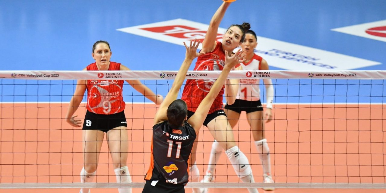 CEV Kupası: THY: 3 - Viteos Neuchatel: 0
