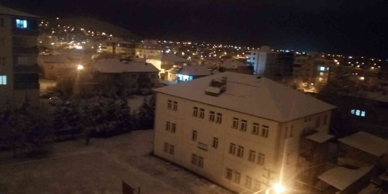 Kahramanmaraş’ın Afşin ilçesinde eğitime kar engeli