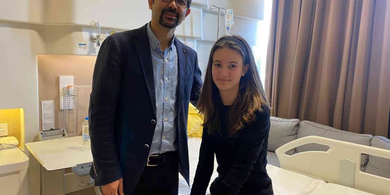 Böbreğinden 9 santimetre çapında kitle çıktı