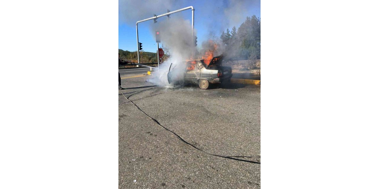 Menteşe’de araç yangını