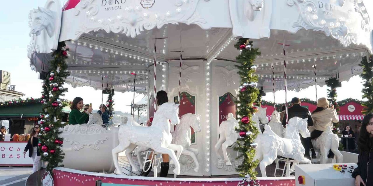 Doku Medical atlıkarınca ile çocukluğa dönüş