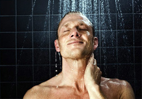 Sıcak Duş Erkekler İçin Tehlikeli!