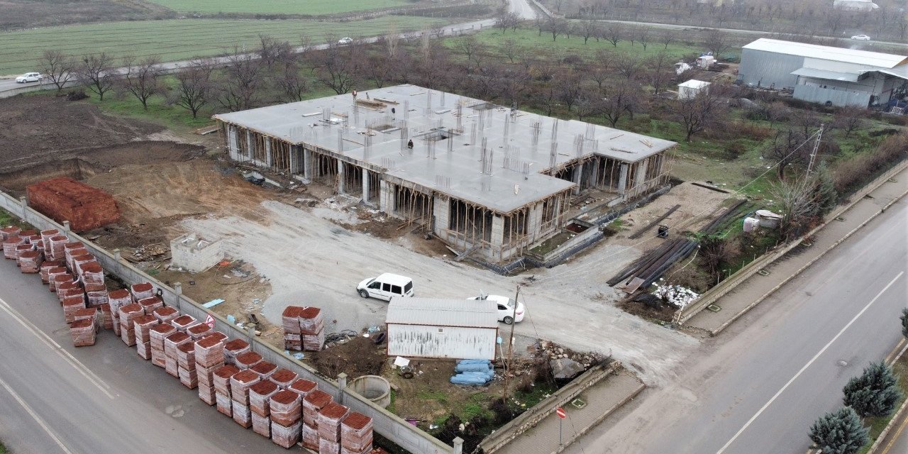 Eskimalatya’daki sağlık merkezinde çalışmalar sürüyor