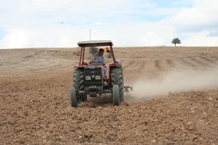 Toprak ekime hazırlanıyor