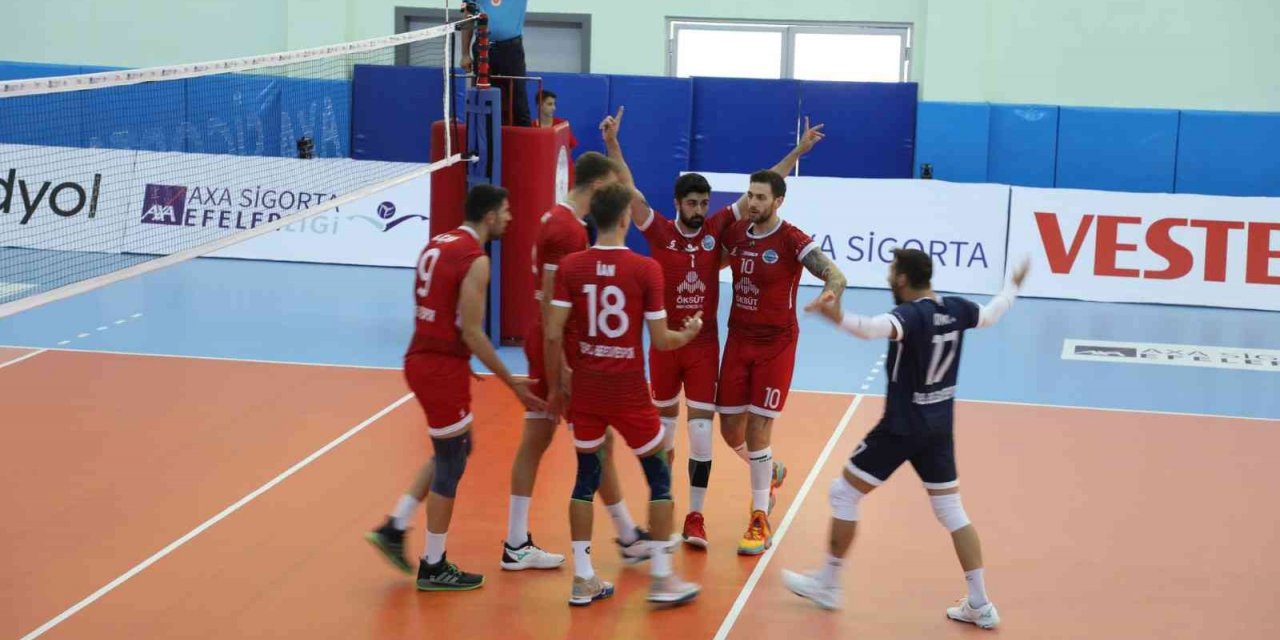 Develi Belediyespor galibiyeti unuttu