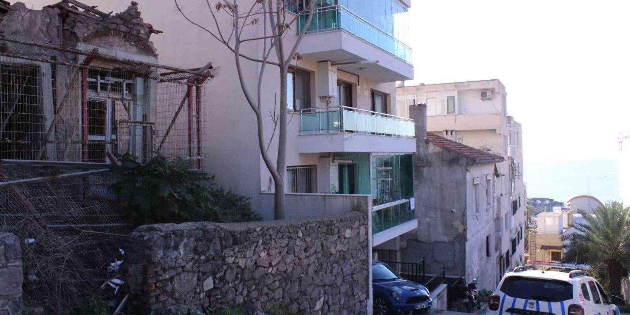 Duvarlardan gelen esrarengiz sesler polisi de alarma geçirdi