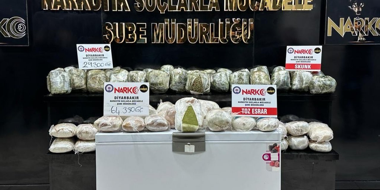 Kargo şirketi üzerinden derin dondurucu ile 93 kilo uyuşturucu sevkiyatı: 1 kişi tutuklandı