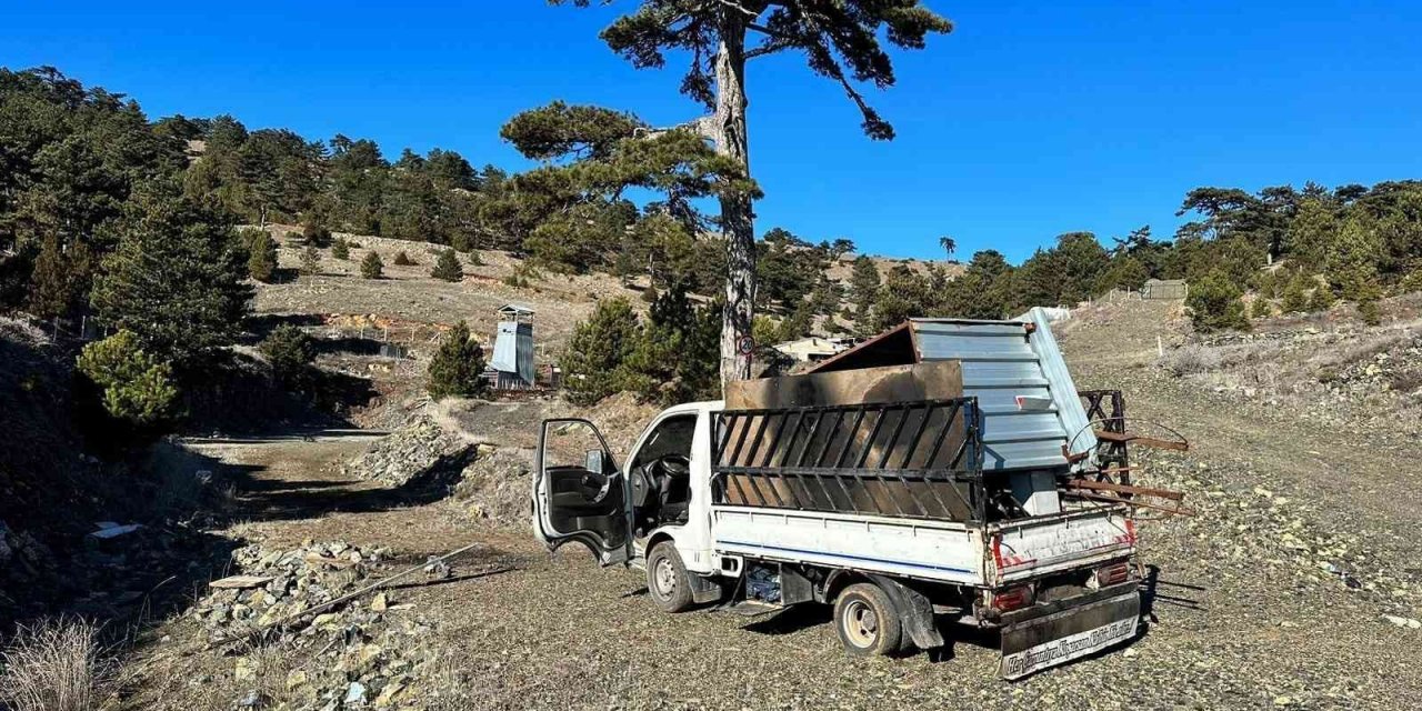 Maden ocağından hırsızlığa jandarmadan suçüstü