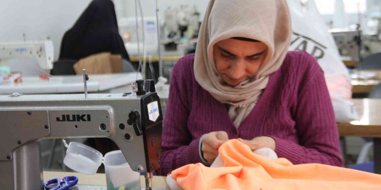 Elazığ’da bir yılda 50 bin kişiye kurs verildi