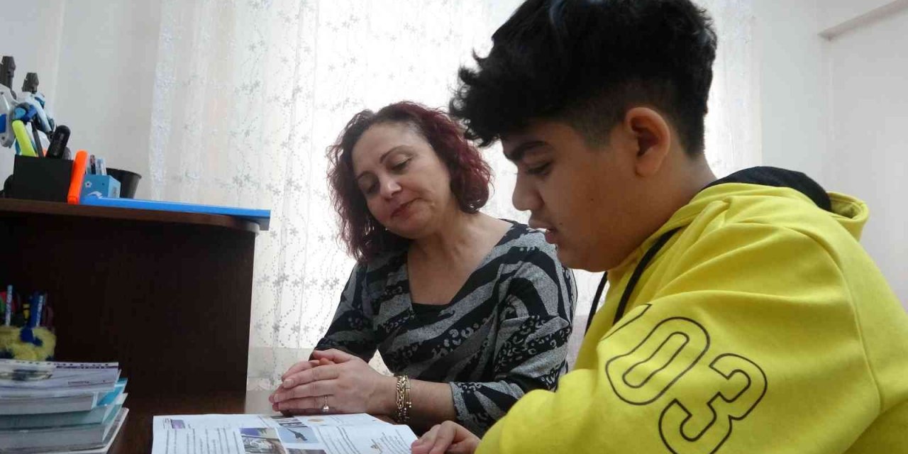 Evde eğitimden faydalanan İğci, savcı olmak istiyor