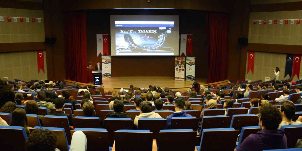 Çam “Mimar bir yere bağlı kalmamalı