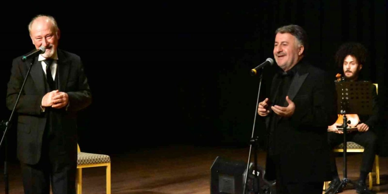 “Şifa Niyetine” gösterisi Esenyurtlularla buluştu