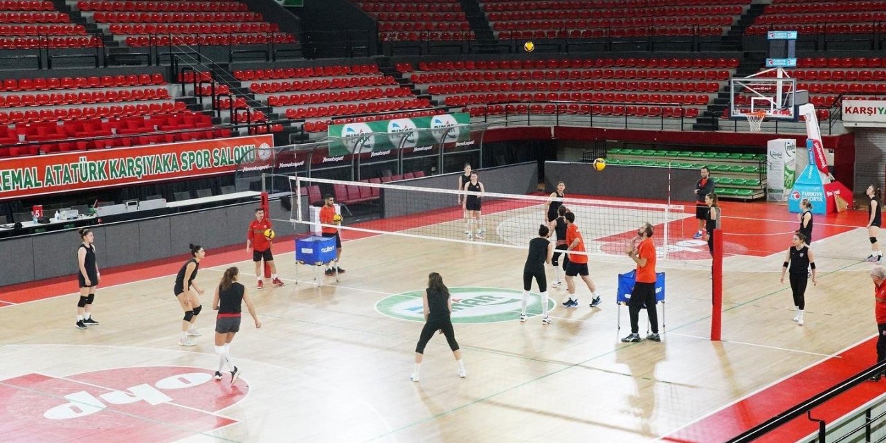 KSK Voleybol, Çanakkale Belediyespor maçının hazırlıklarına devam ediyor