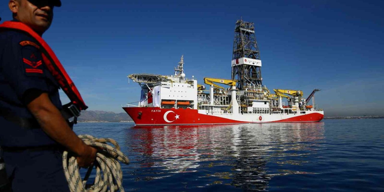 Dünya enerji piyasasında Doğu Akdeniz ve Kıbrıs’ın rolü masaya yatırılacak