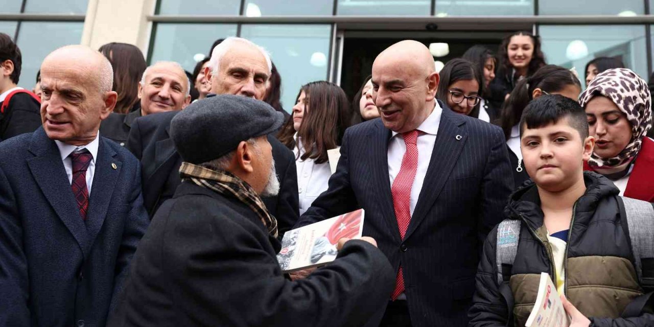 Keçiörenli gençlere Mehmet Akif Ersoy anlatıldı