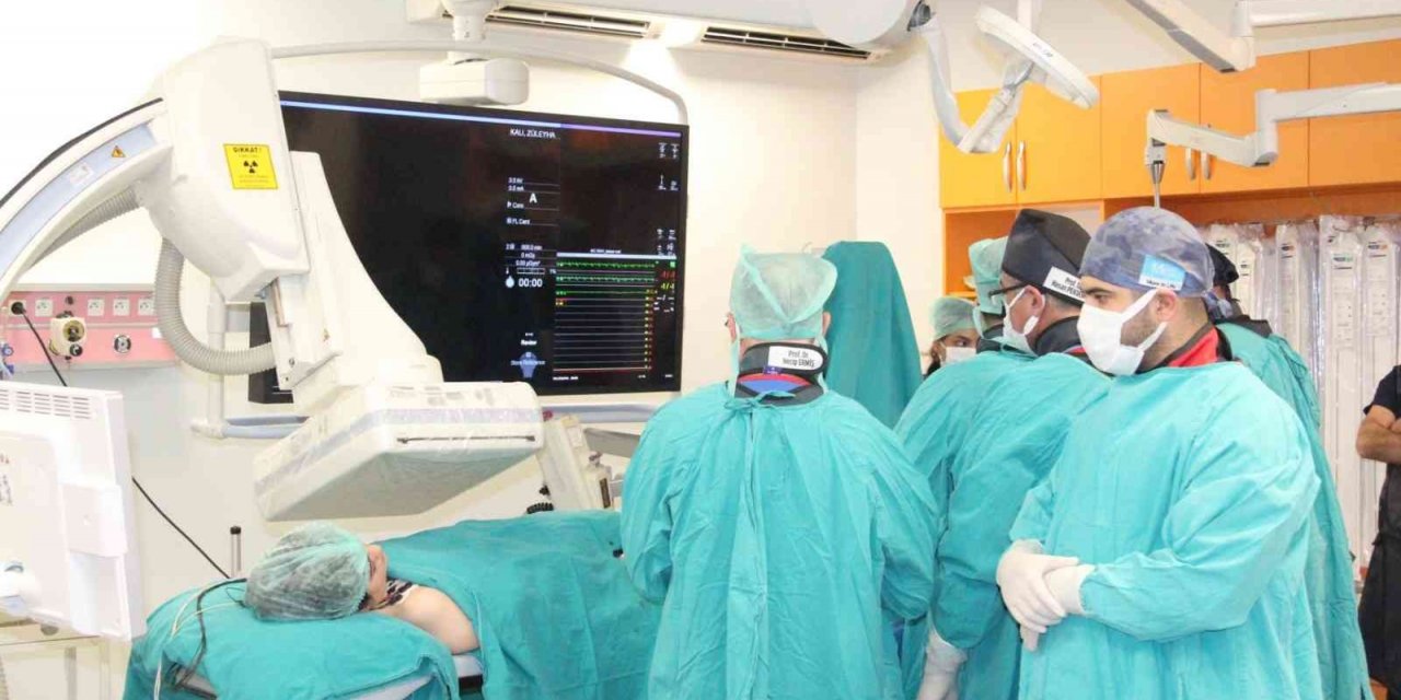 TÖTM’de ilk kez ’pulmoner kalp kapağı’ değişimi yapıldı