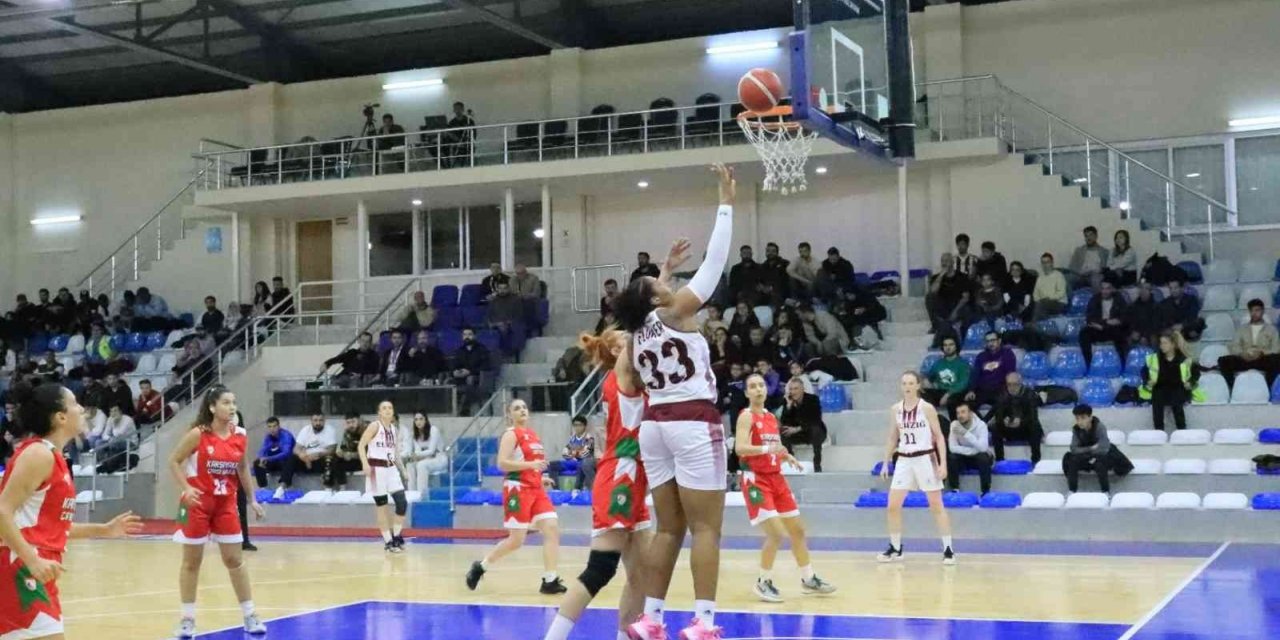 Türkiye Kadınlar Basketbol Ligi’nde ilk yarı bitiyor