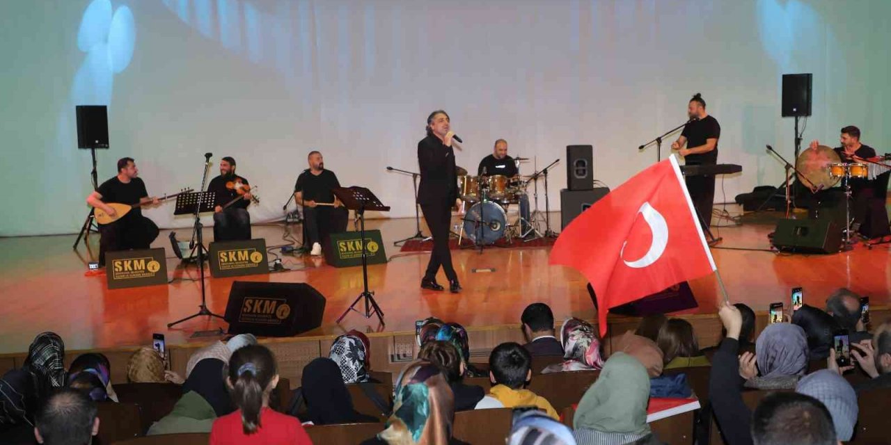 Eşref ziya terzi konseri yoğun ilgi gördü