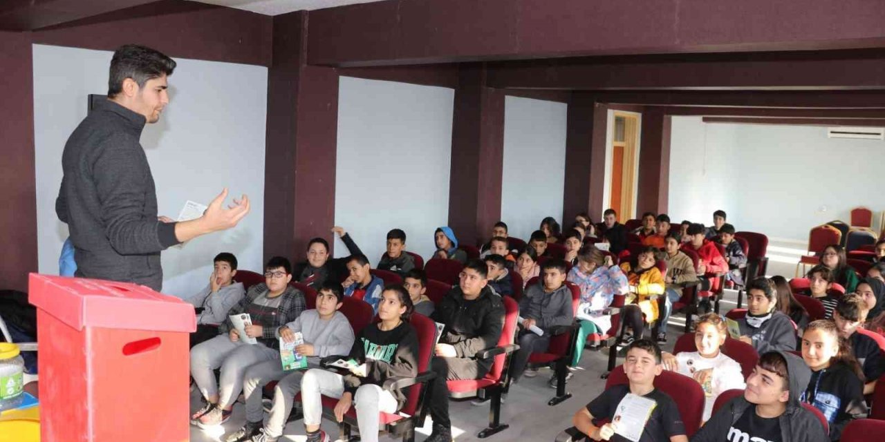 Karaköprü’de öğrencilere çevre bilinci aşılanıyor