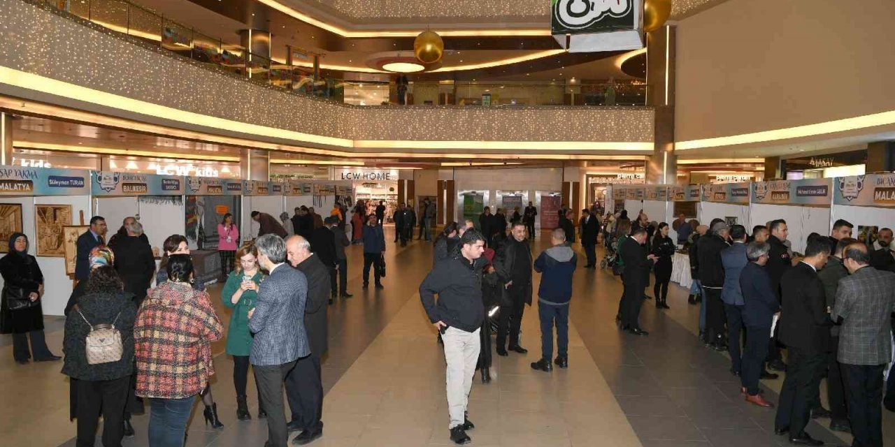 Malatya Altın Eller Geleneksel El Sanatları Festivali Malatya Park’ta başladı