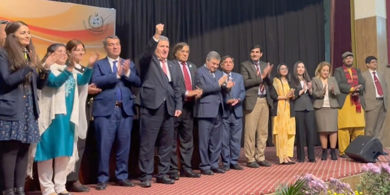 Azerbaycan Millî İlimler Akademisi'nden 'Azerbaycan-Pakistan ilişkileri' konferansı
