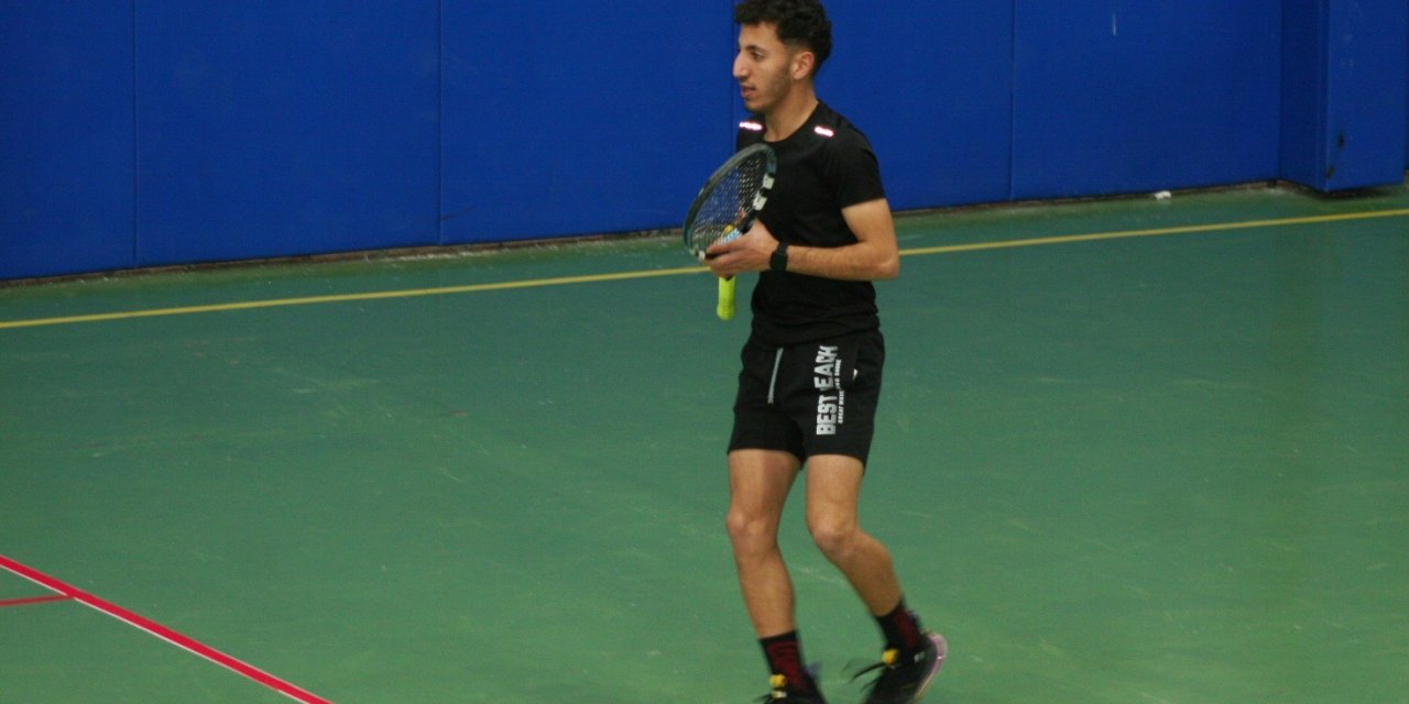 Turnuvalara katılabilmek için destek bekliyor