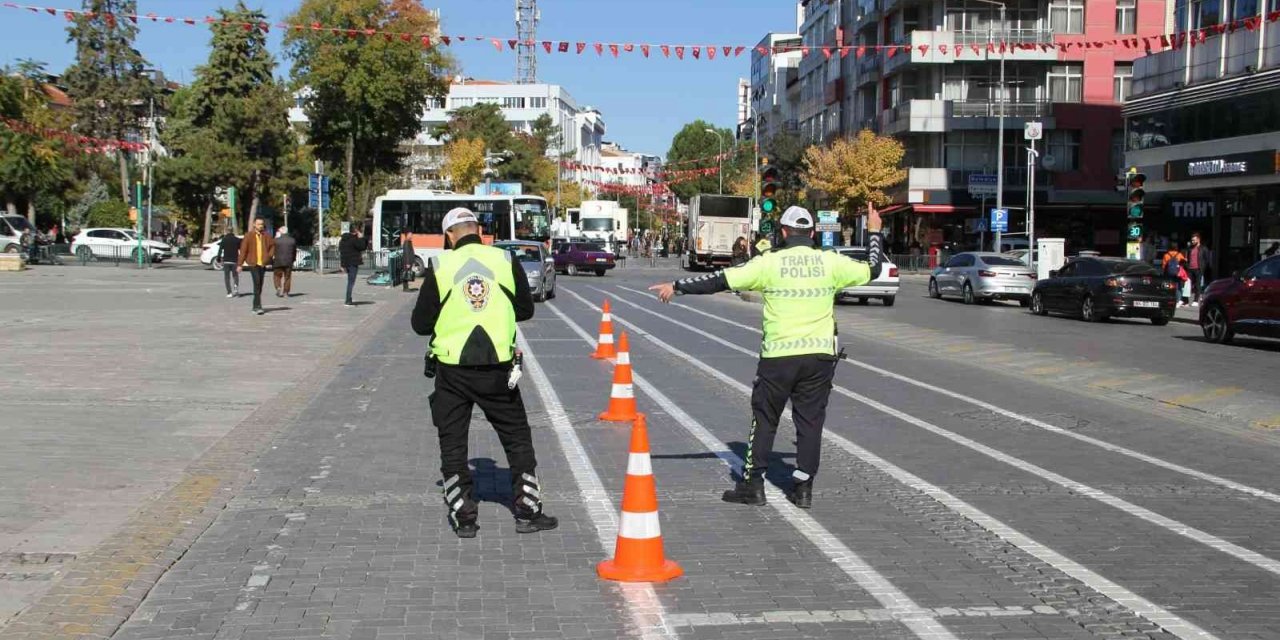 Uşak’ta bin 65 sürücüye para cezası kesildi