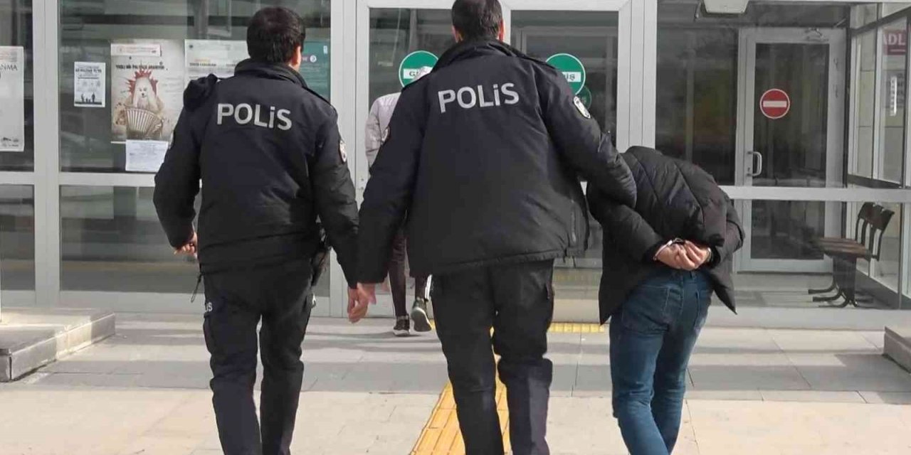 Elazığ’da 156 bin liralık malzeme çalan 2 şüpheli yakalandı