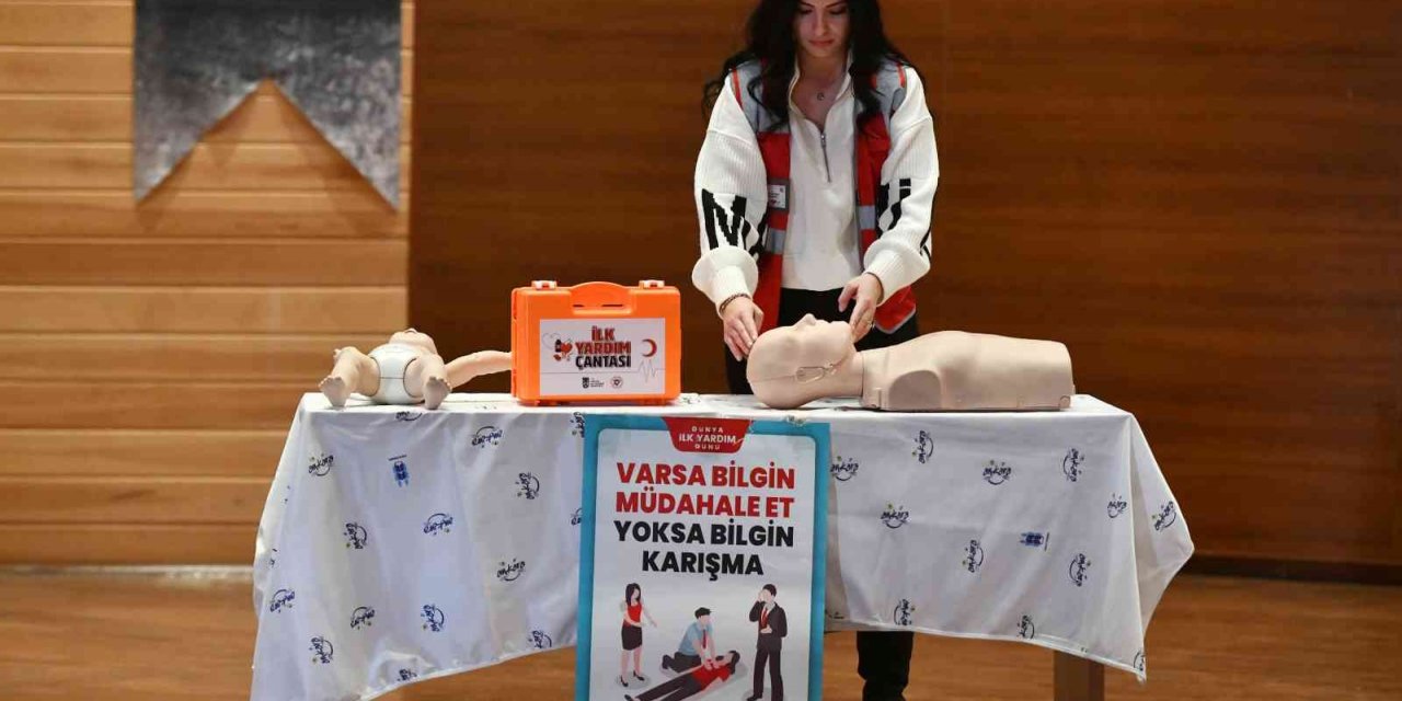 Başkentte servis şoförleri ve rehberlerine ilk yardım eğitimi