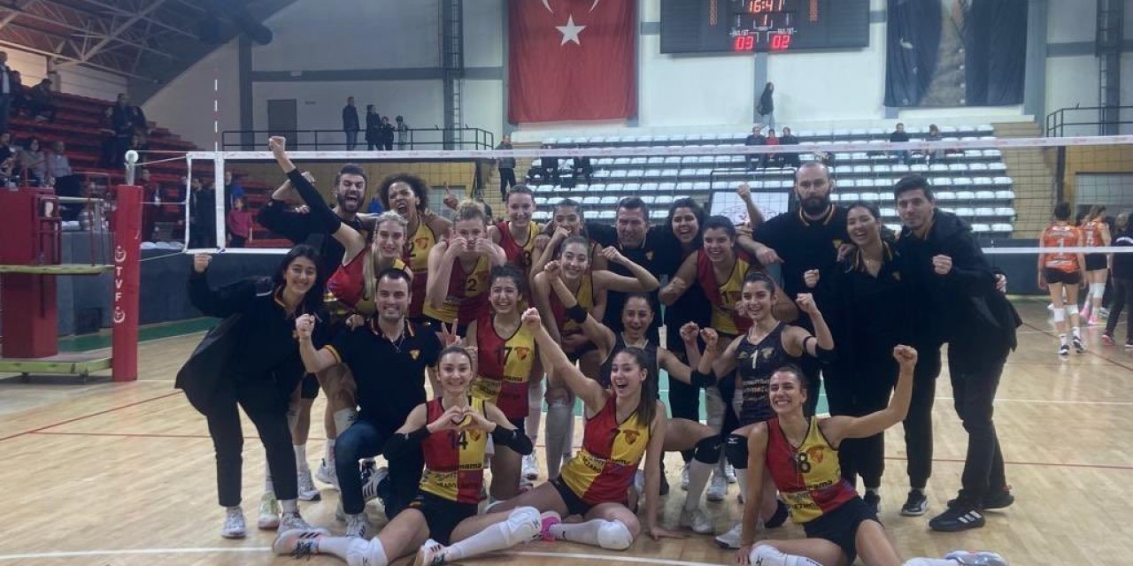 Göztepe Voleybol, Sakarya’dan mutlu ayrıldı