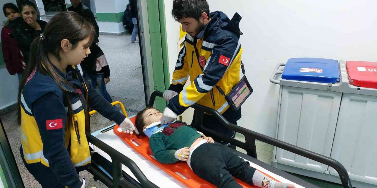 Çocuğunun balkondan düştüğünü gören anne de düşerek hastanelik oldu