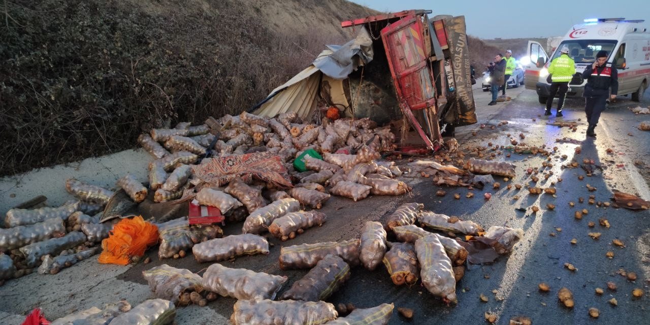 Tekirdağ’da kamyon ile otobüs çarpıştı: Çok sayıda yaralı var