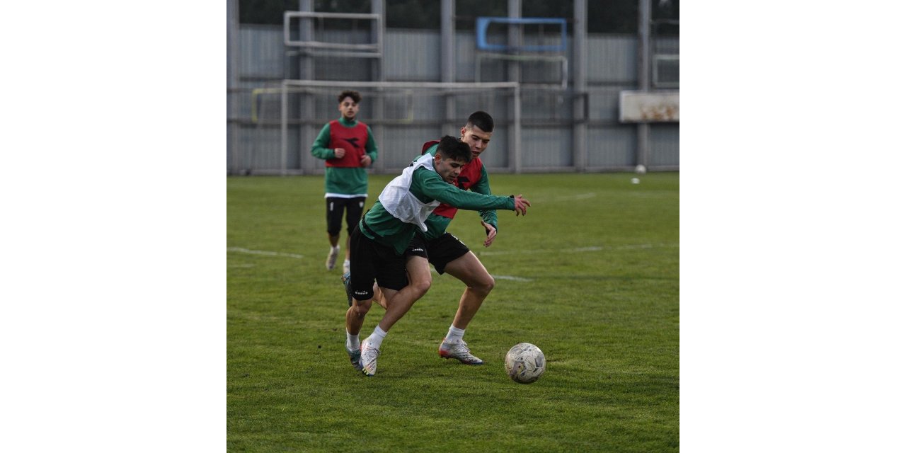 Bursaspor’da tempo artıyor