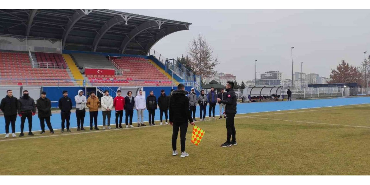 Futbol Aday Hakem Kursu tamamlandı