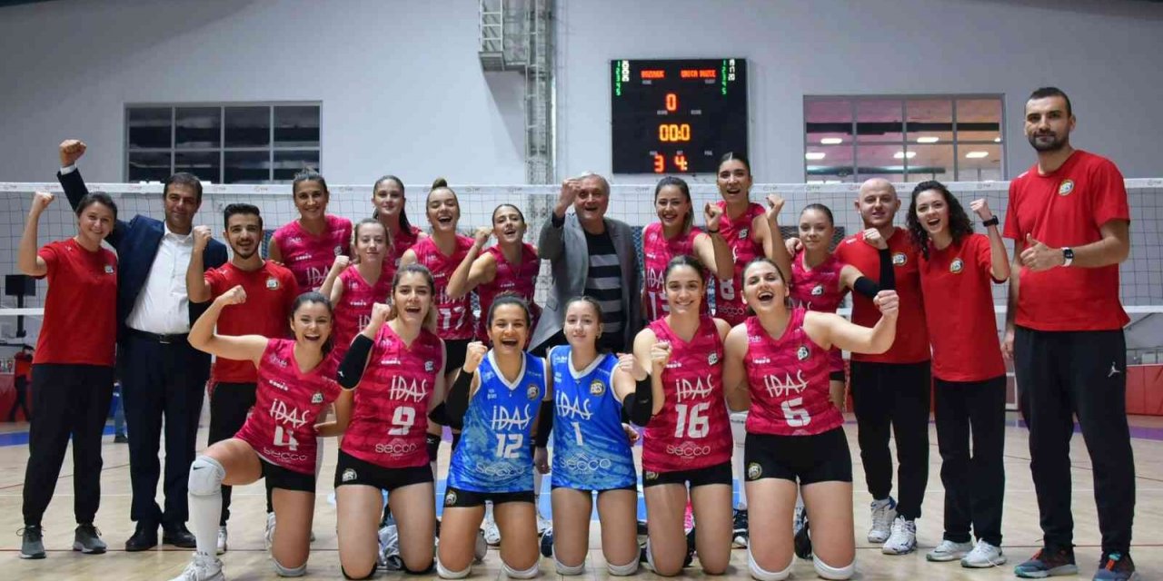 9. haftayı galibiyetle tamamlayan Bizim Kızlar:3, UNİCA Düzce Voleybol: 0
