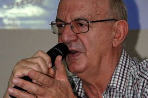 Atilla Dorsay gençlere yalvardı