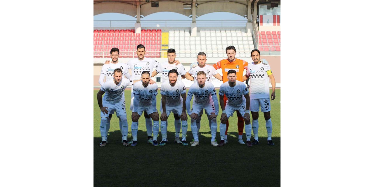 Altay, skoru koruyamıyor