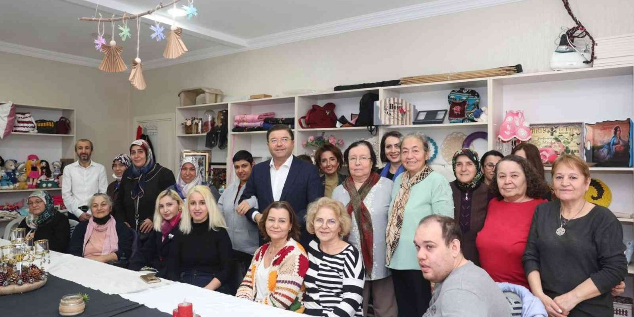 Maltepe’de erken yılbaşı kutlaması