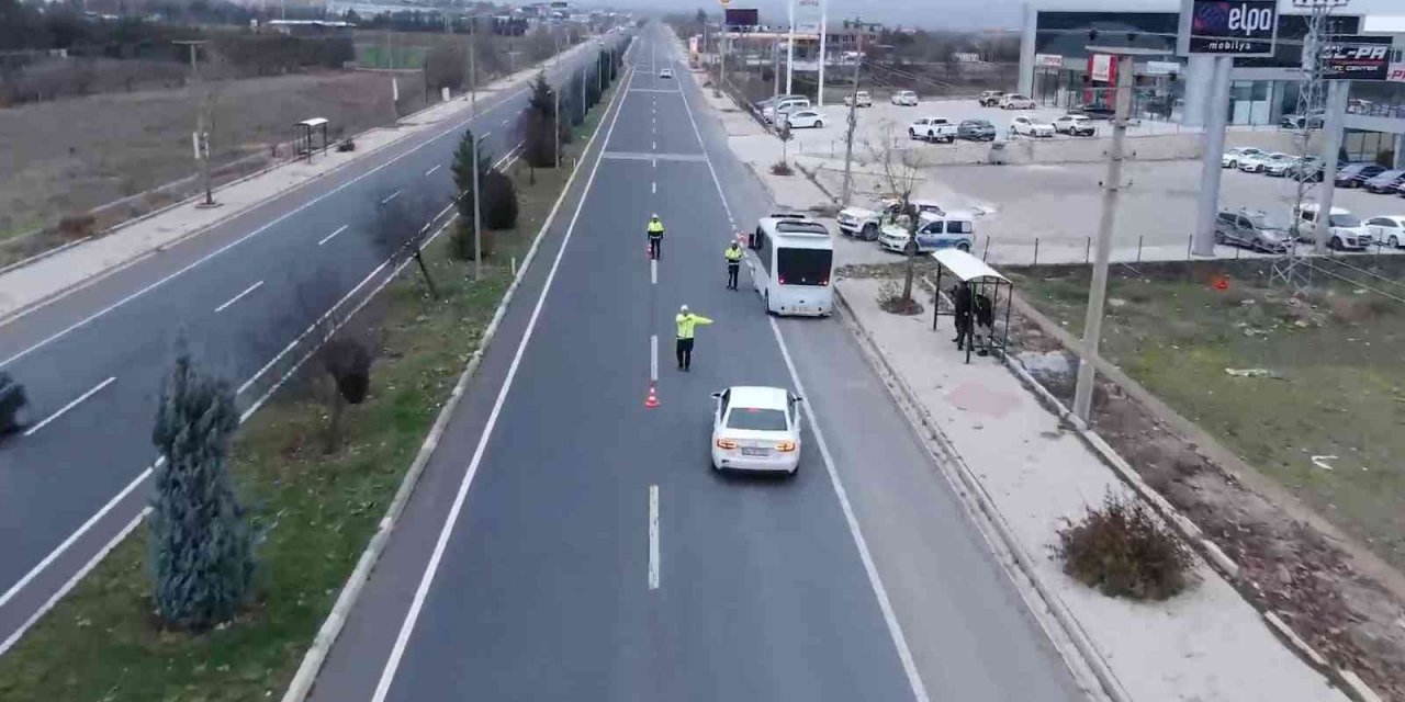 Elazığ’da dron destekli trafik denetimi