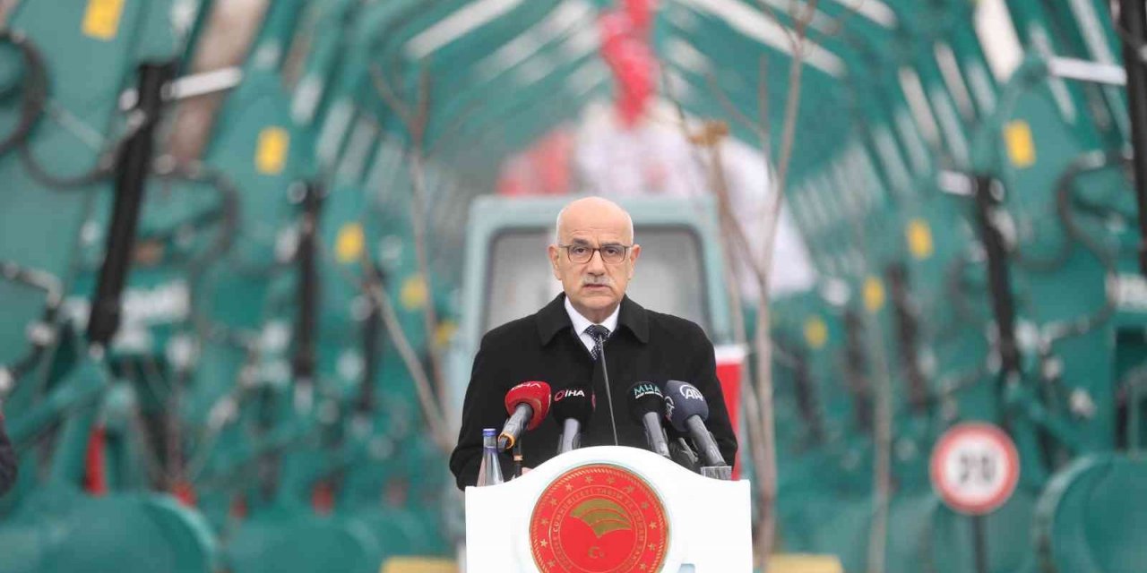 Bakan Kirişci: "Dünyanın en büyük su yapılarını Türkiye’de inşa ettiğimizi dost düşman herkes görmektedir"